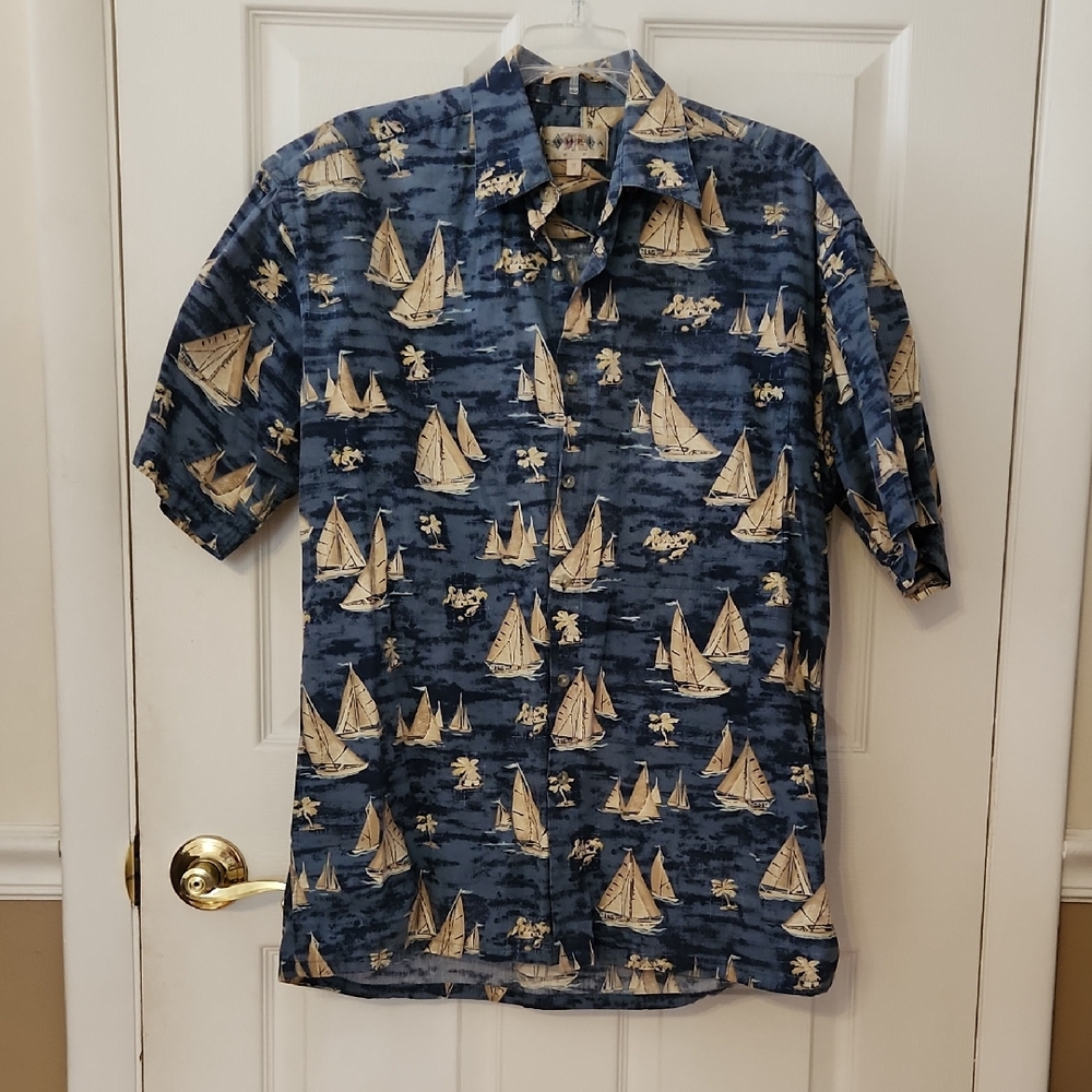 Vintage Nautical Blue Men's Short Sleeve Shirt EUC Size Medium